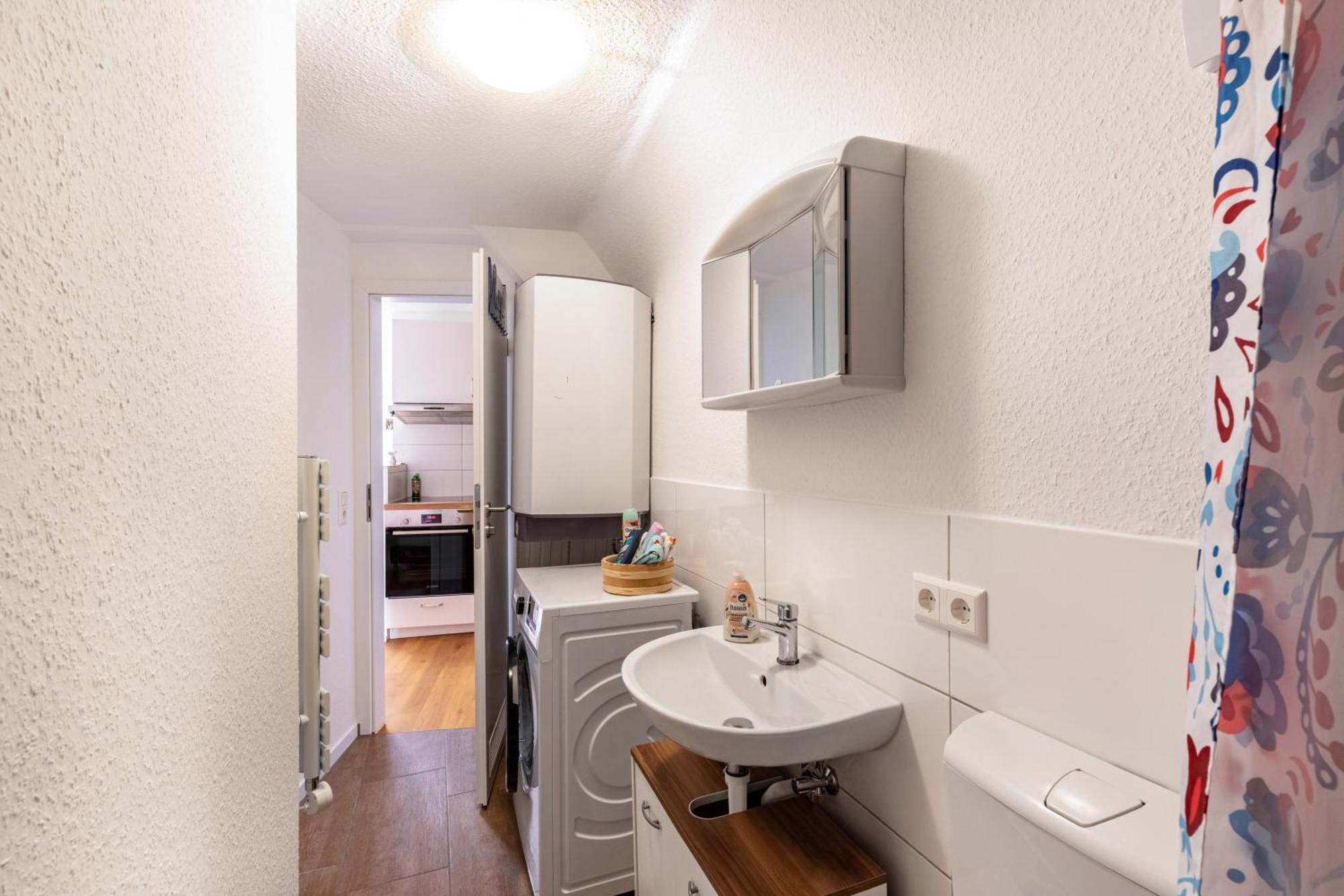Apartmenthaus Ferienwohnungen Sila Weinstadt Exterior foto