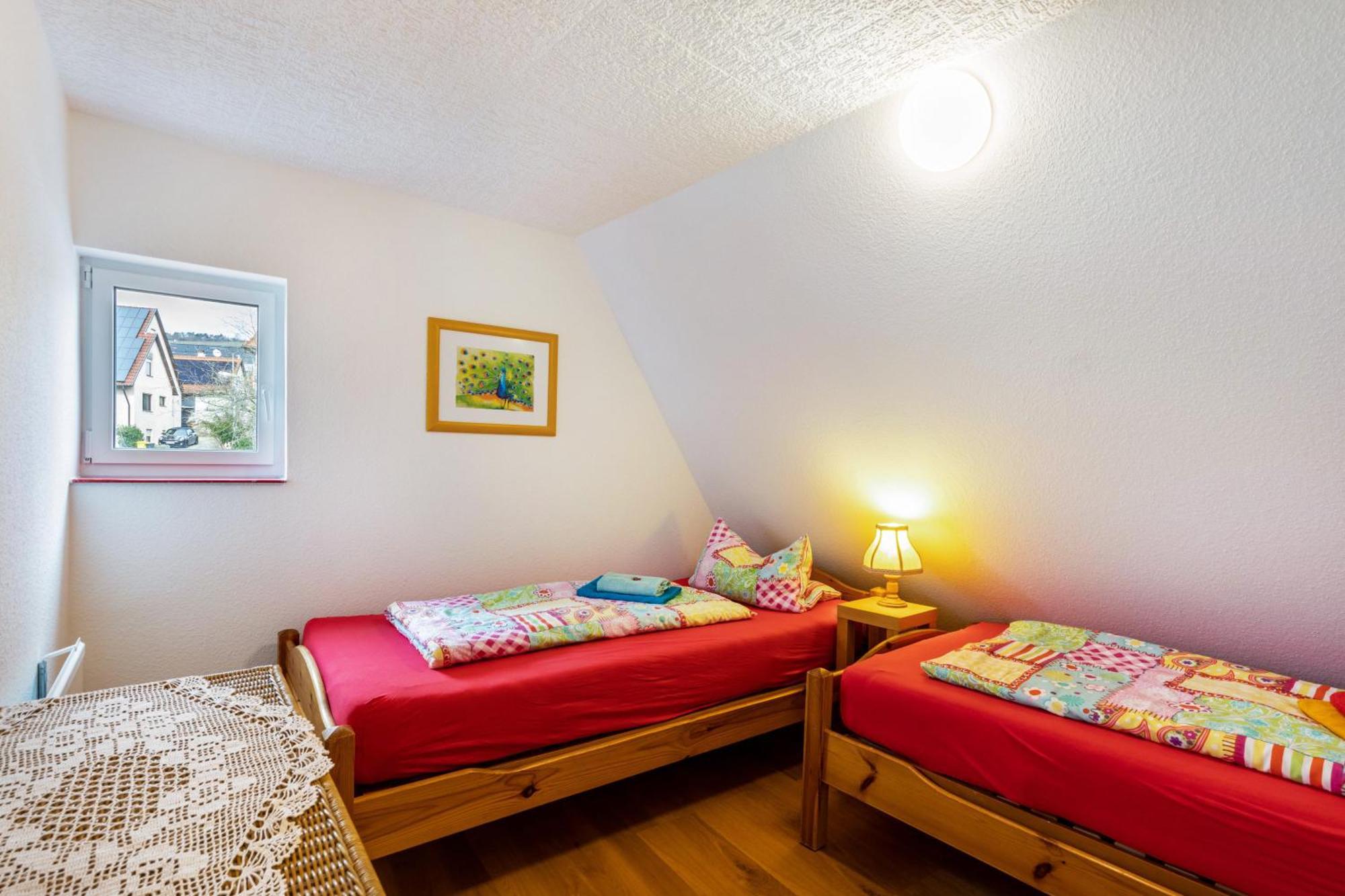 Apartmenthaus Ferienwohnungen Sila Weinstadt Exterior foto