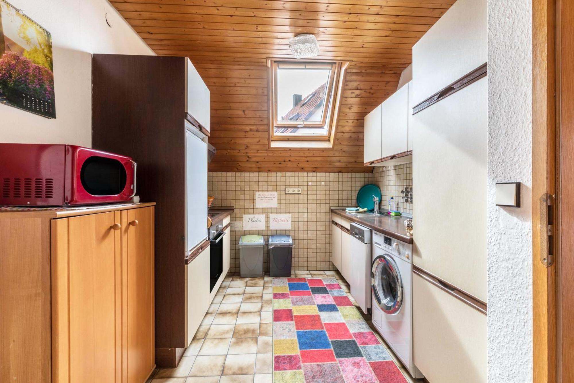 Apartmenthaus Ferienwohnungen Sila Weinstadt Exterior foto