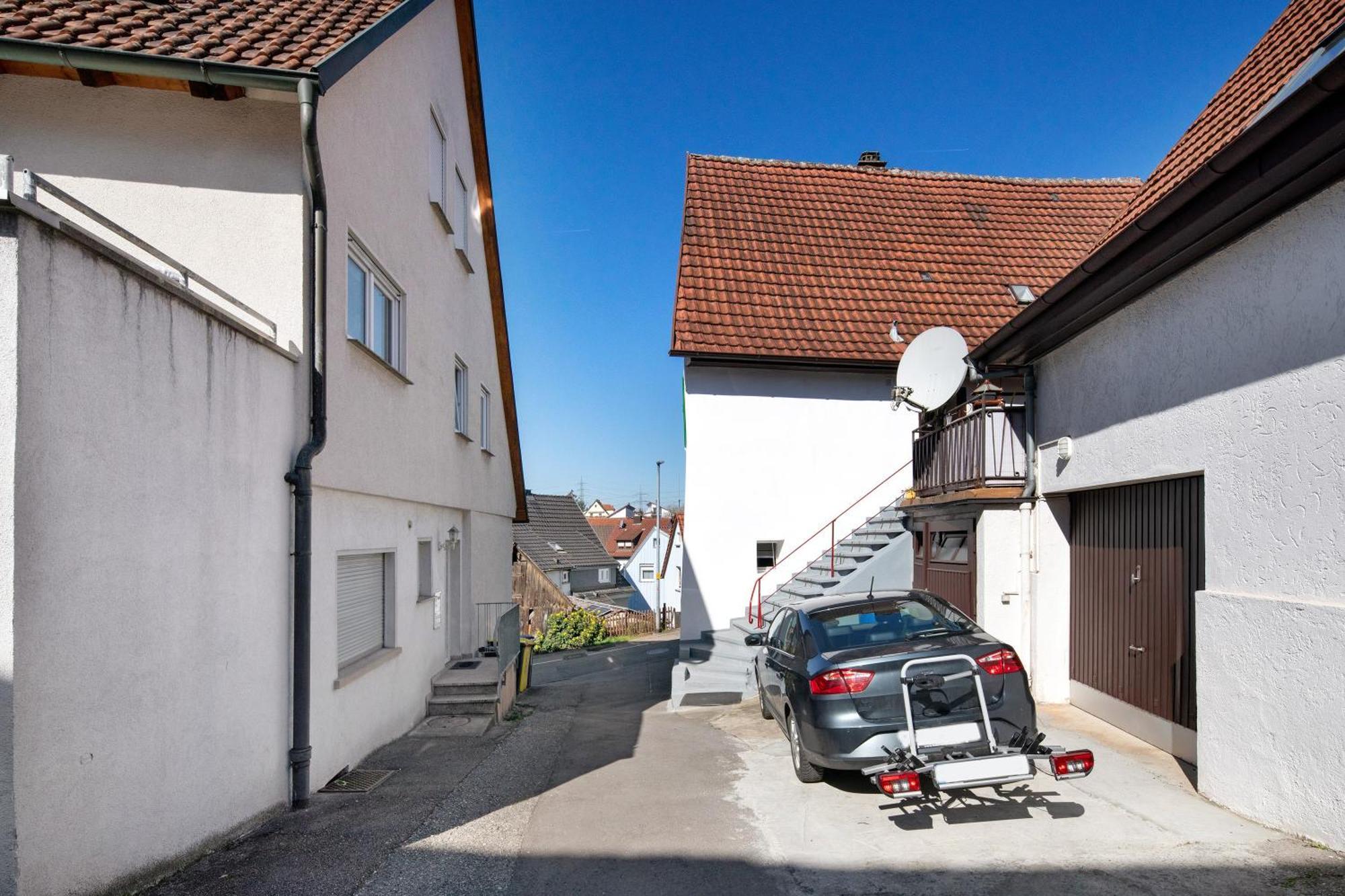 Apartmenthaus Ferienwohnungen Sila Weinstadt Exterior foto